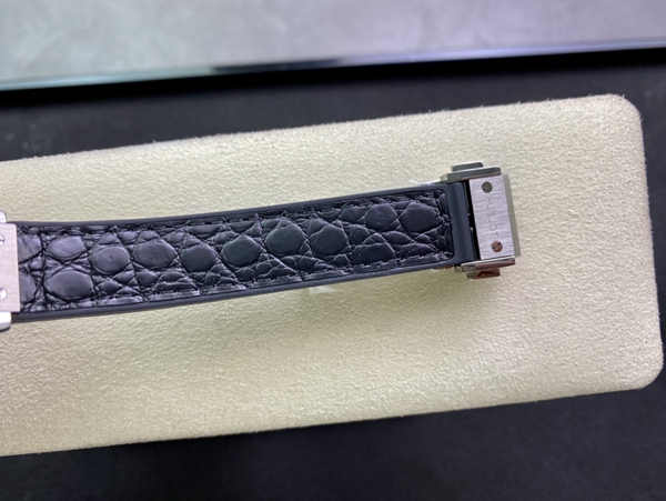 ウブロコピー時計角部分ディテール